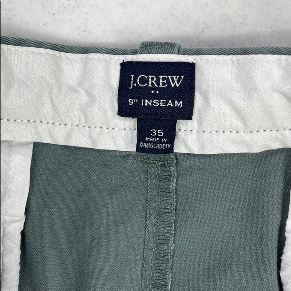 J. Crew Men’s 9” Chino Shorts. Size 35 - Picture 7 of 11